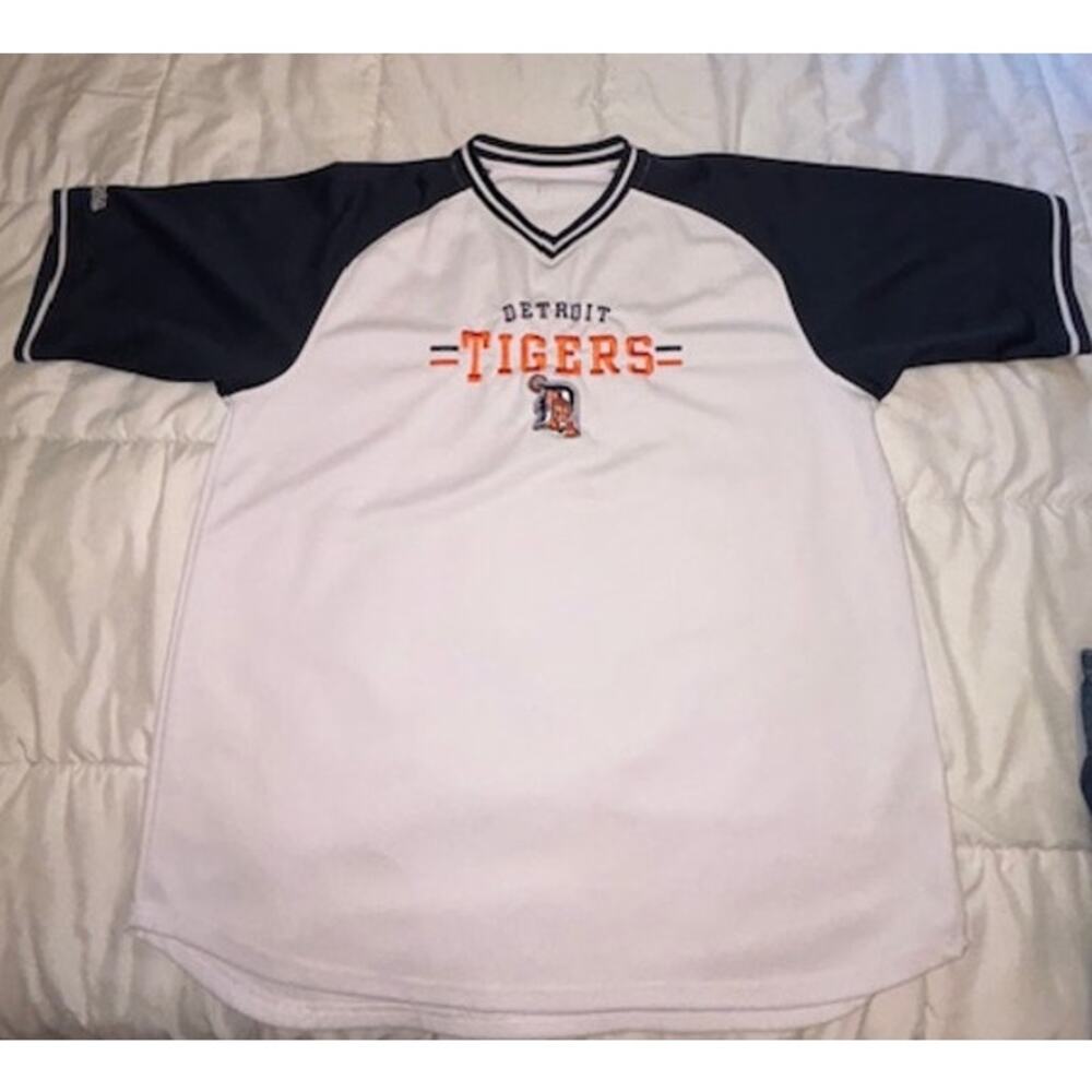 Stitches Men's Polyester V-Neck Detroit Tigers White and Navy Jersey Size 2XL